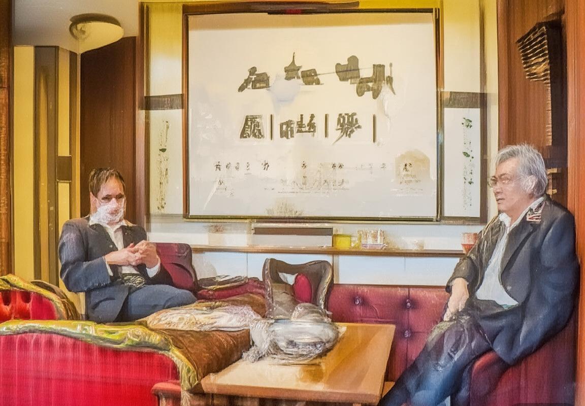 巴萨皇马巅峰对决：战术心理揭秘与球星状态影响